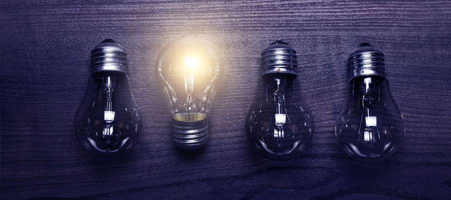 yanan ve yanmayan ampüller